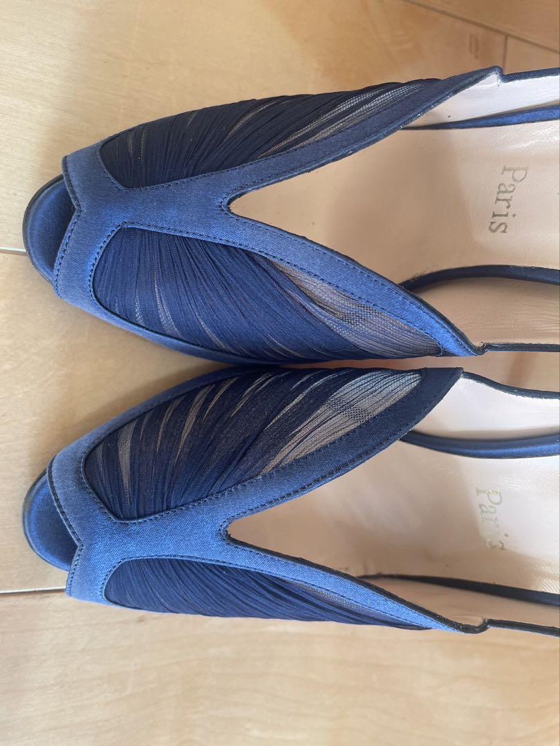 Christian Louboutin ネイビー オープントゥヒール