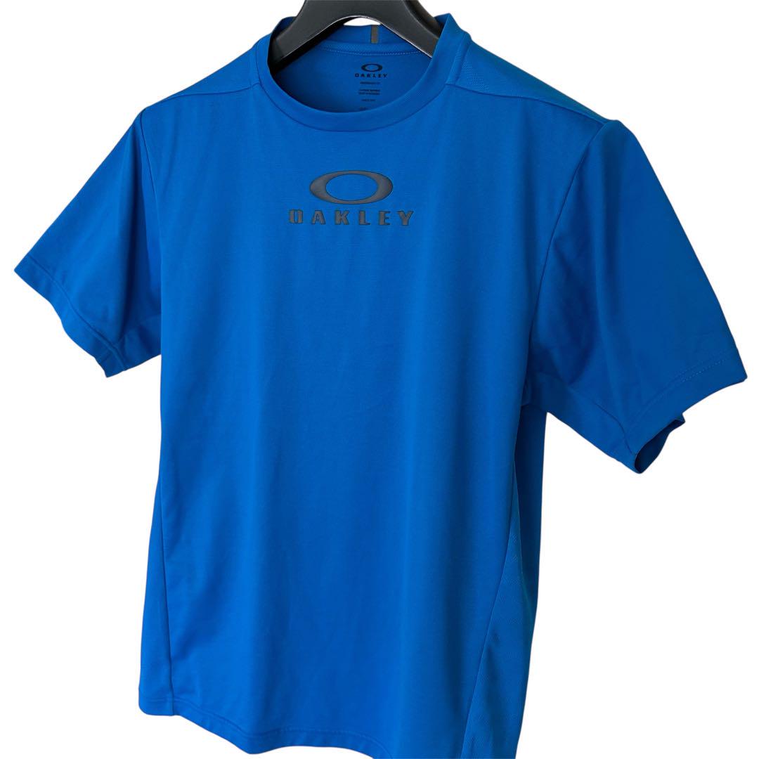 Oakley パフォーマンスフィット シャツ M OAKLEY オークリー パフォーマンスフィットTシャツ サイズ L