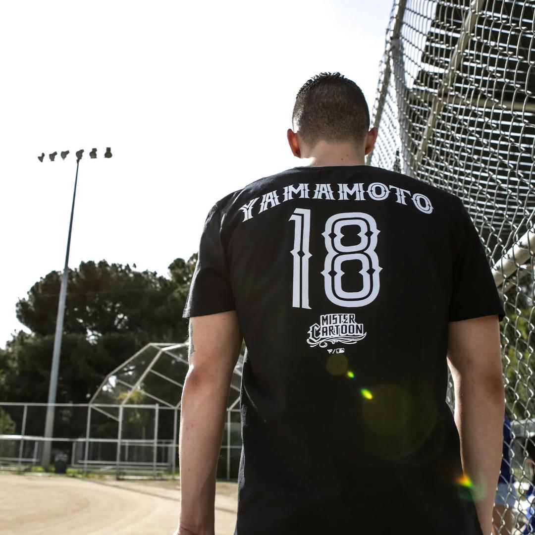 応援グッズ MC LA DODGERS YOSHINOBU YAMAMOTO TEE BLK
