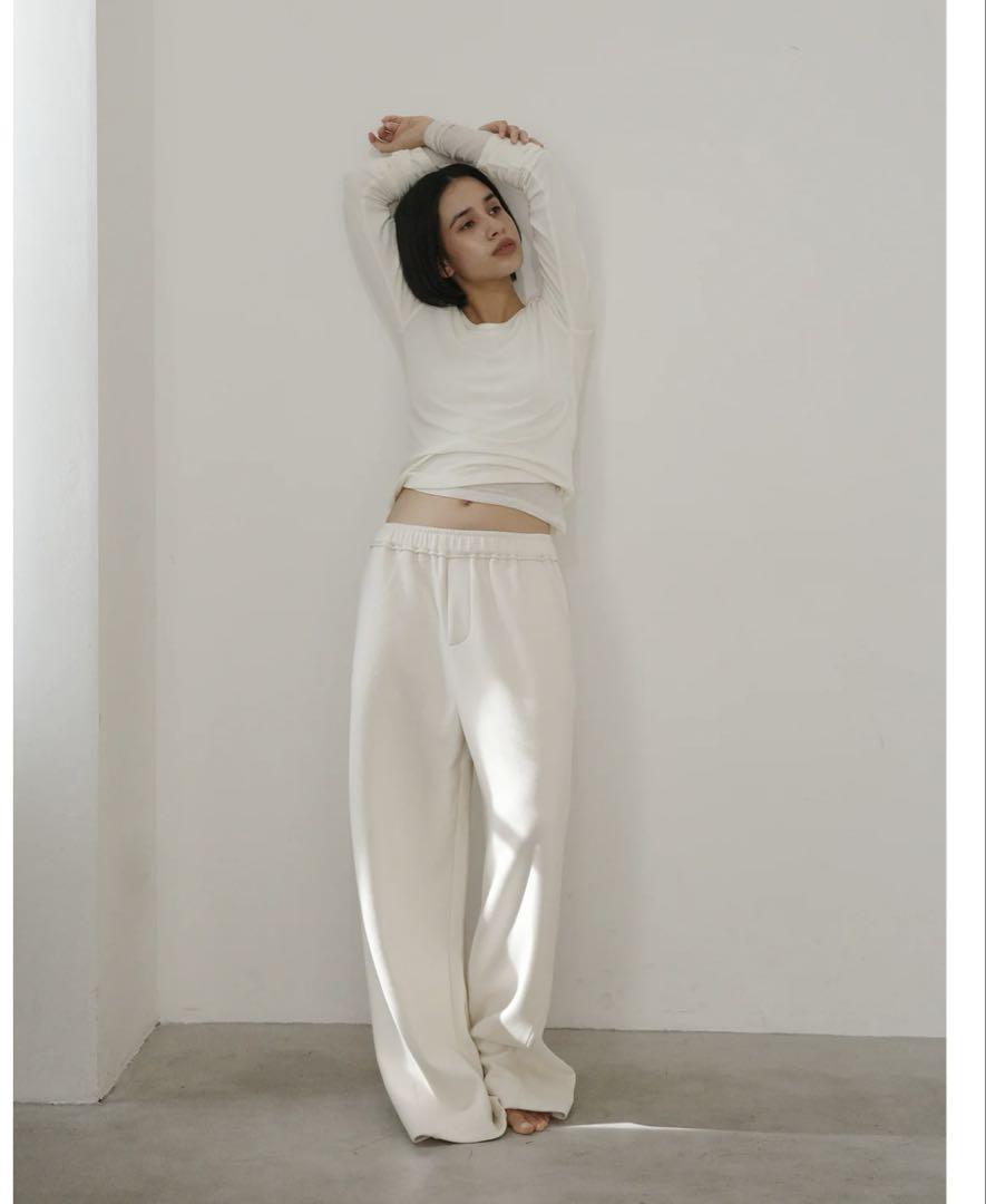 新品未使用　Eongul ヨングルSweat Rough Pants アイボリー