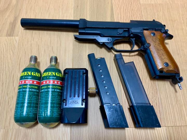 高評価の贈り物 マルゼン ベレッタM93R グリーンガス2本