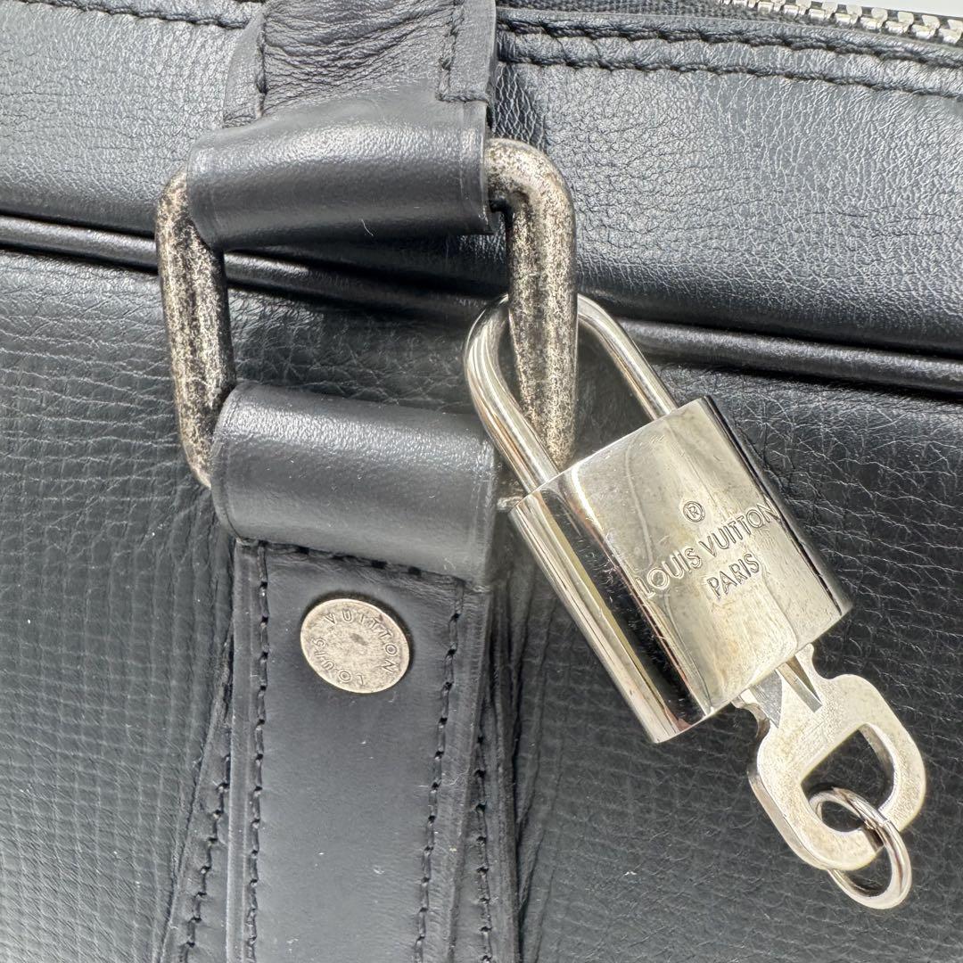 美品 ルイヴィトン ユタ アコマ 2way ビジネスバッグ カデナシリアル 黒紺