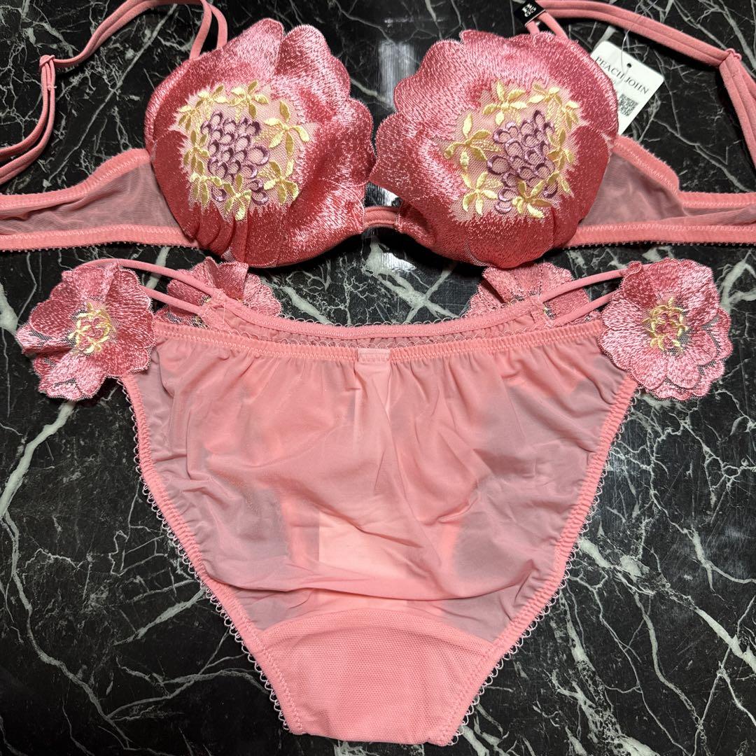 豪華 ピーチジョンPj【廃盤品 入手困難♡激レア♡花のブラ♡百日草 下着・アンダーウェア