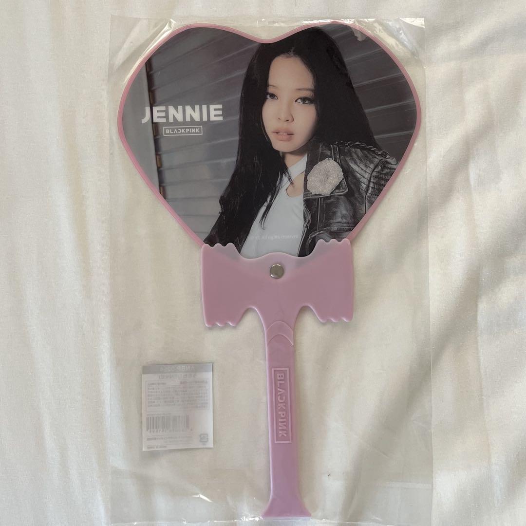 BLACK PINK / BORN PINK うちわ BLACKPINK JENNIE BORN PINK うちわ ジェニ - メルカリ