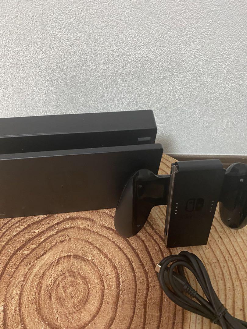 Nintendo Switch ニンテンドースイッチ本体　RED 箱無し①