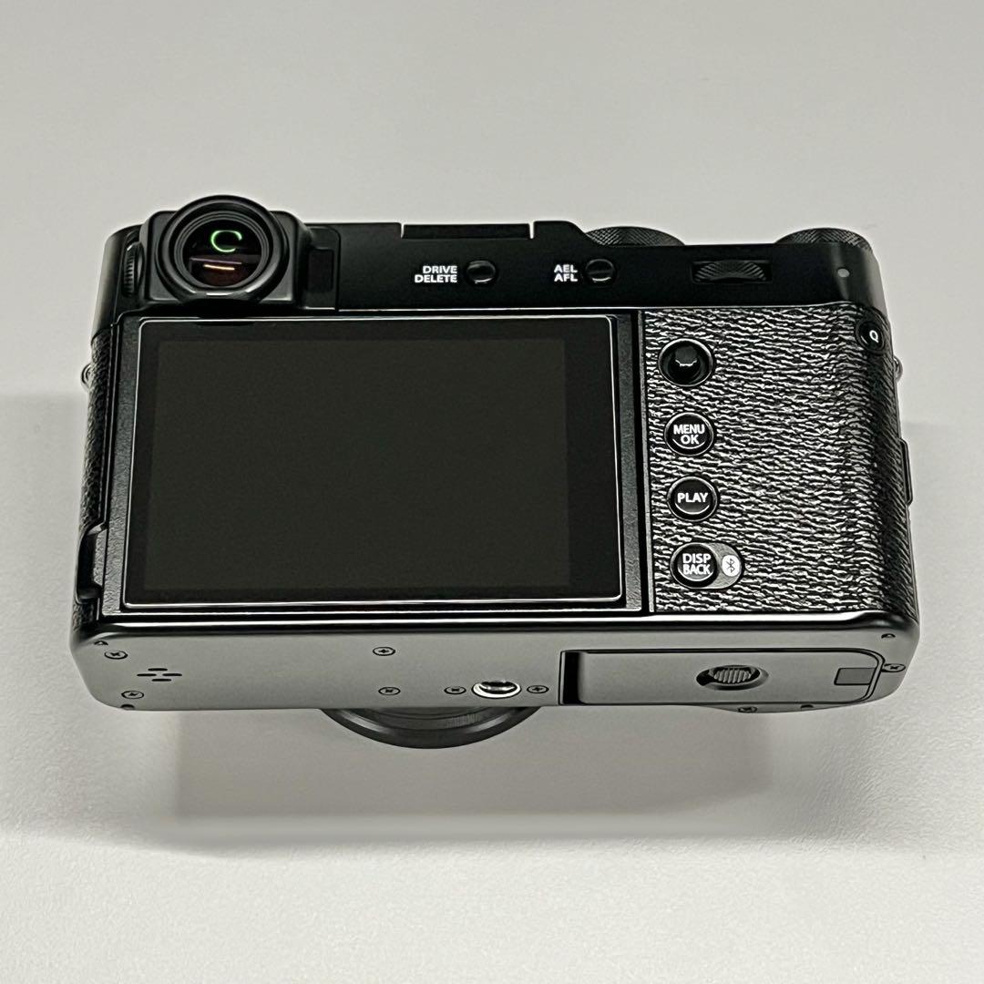 X100VI ブラック