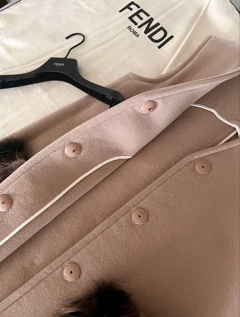 レア♡FENDI キャメル 上品 ファーベスト ジレ 38 ジャケット トップス レア♡FENDI キャメル 上品 ファーベスト ジレ 38 ジャケット トップス