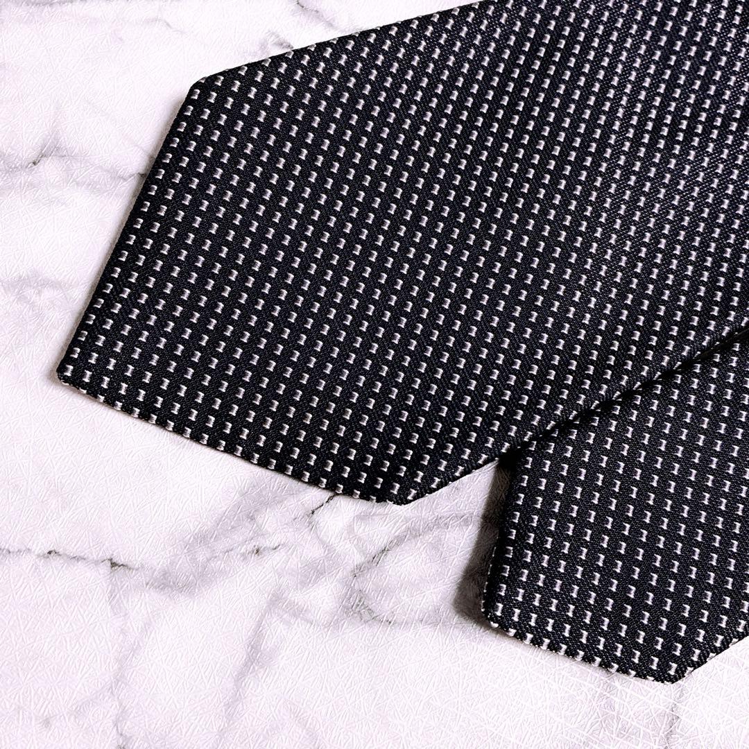 ✨極美品✨ディオールオム　ピンドット　ビジネスに必須シンプルデザイン　ネクタイ