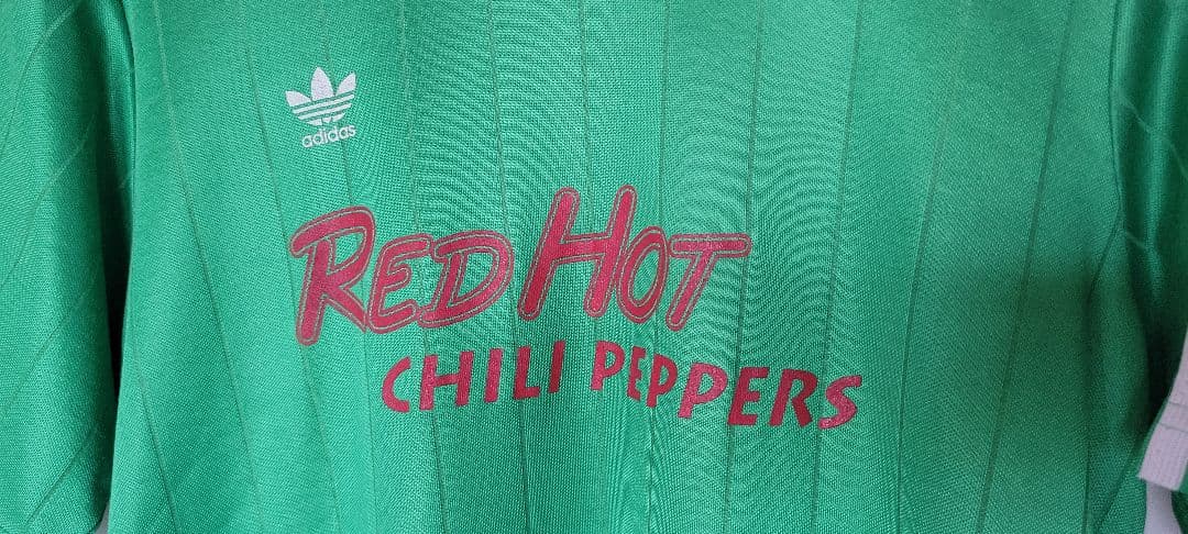 レッチリ　RedHoChilPeppers　adidasサッカーユニフォーム古着