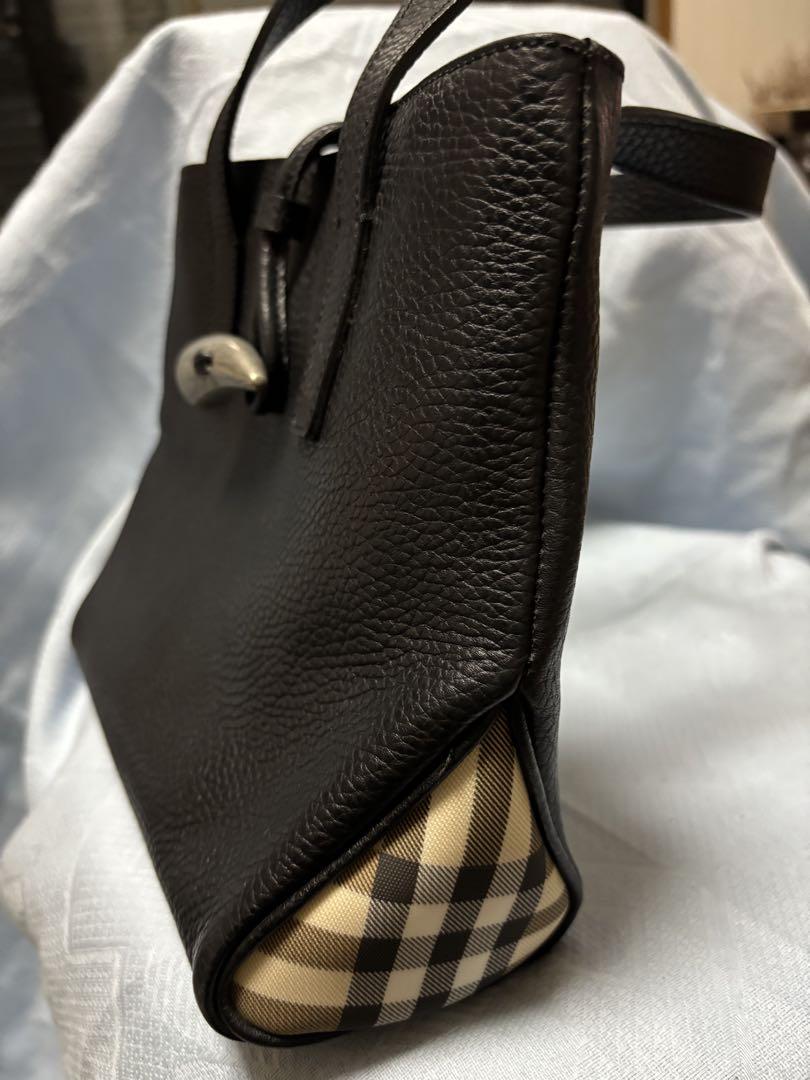 burberry バーバリー　レディースバッグ　黒　皮