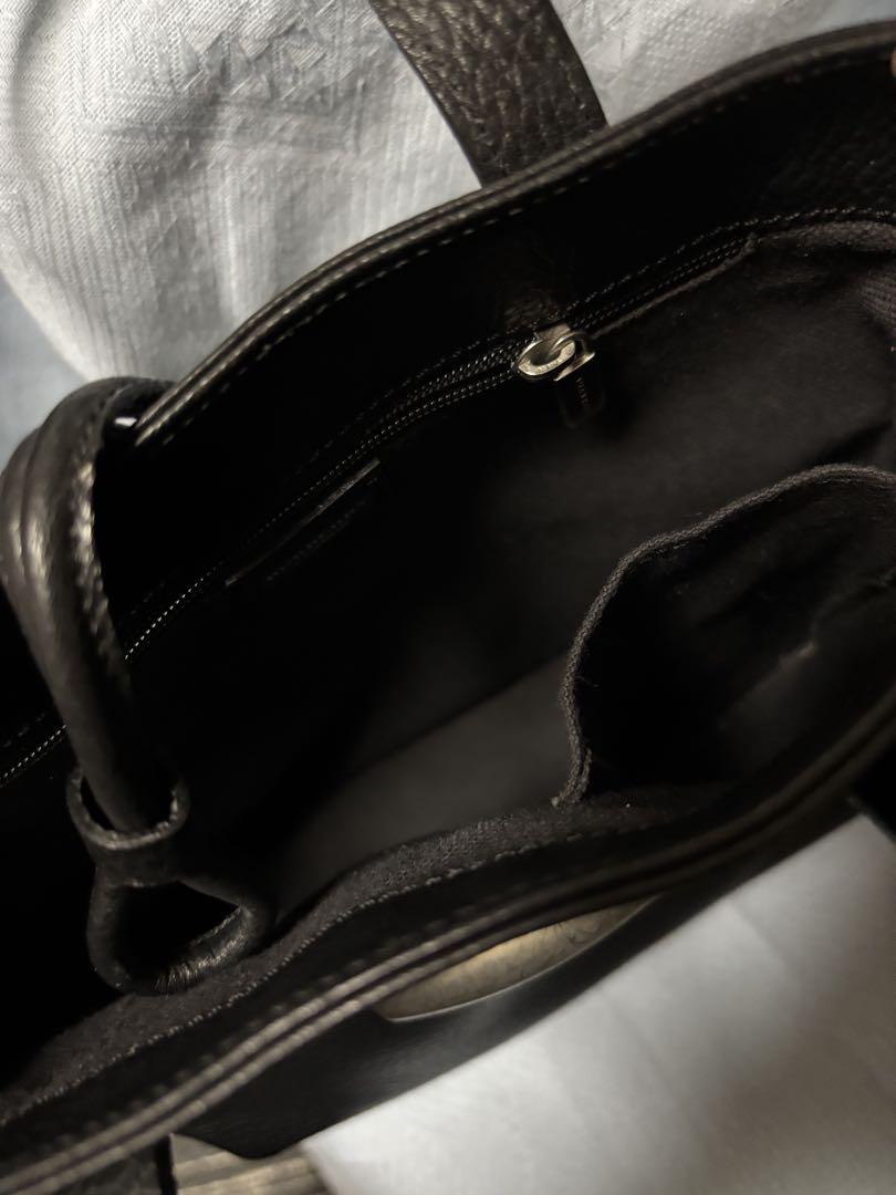 burberry バーバリー　レディースバッグ　黒　皮