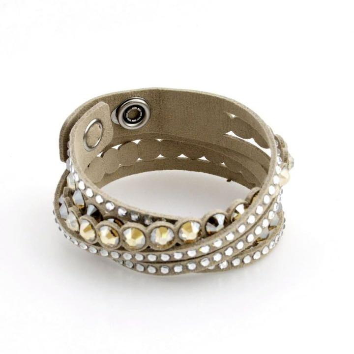 お得最新作 SWAROVSKI ブレスレット♡ダブルラップ nuQm9-m82352145153 スワロフスキー♡クリスタル 得価お得