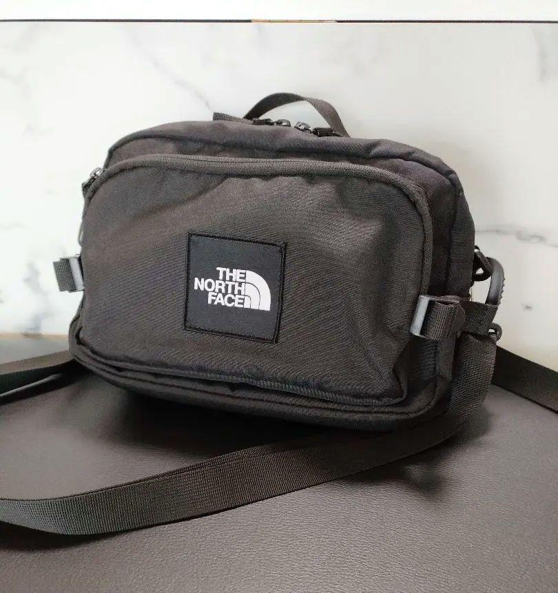 THE NORTH FACE ブラック ボディバッグ THE NORTH FACE ザ ノースフェイス ボディバッグ メンズ