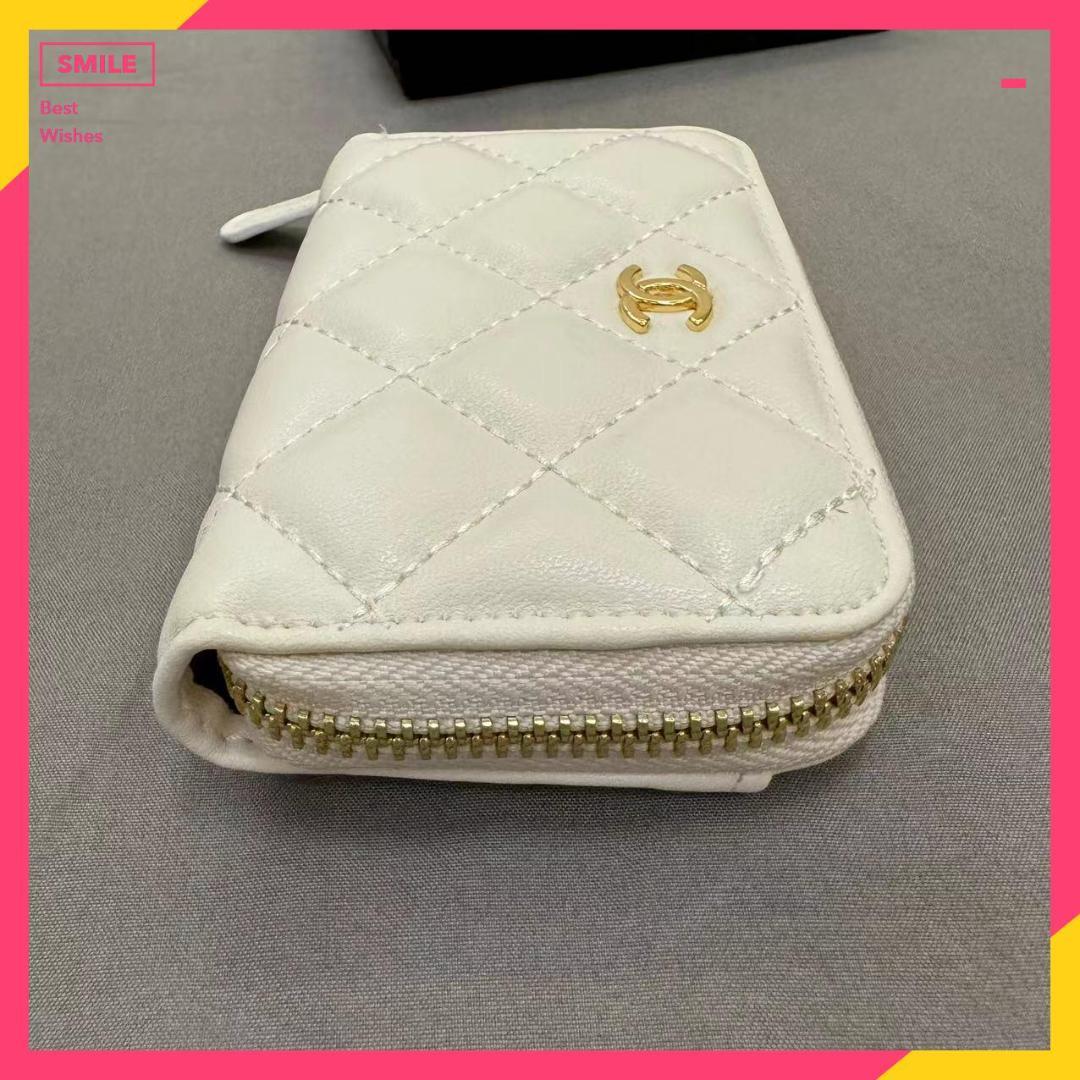 ホワイト キルティングコインケース