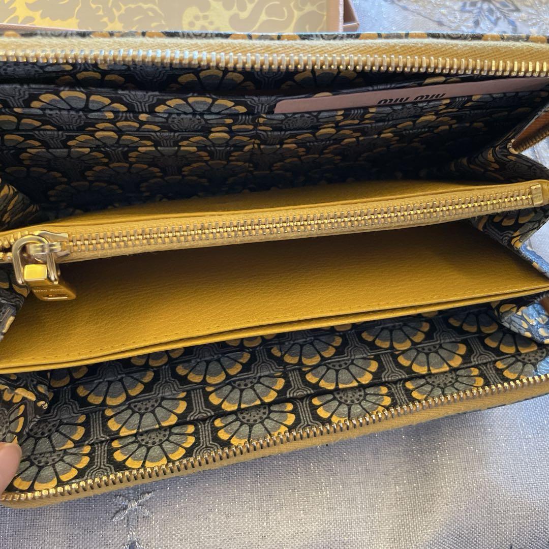 MIU MIU マドラスプリント 長財布