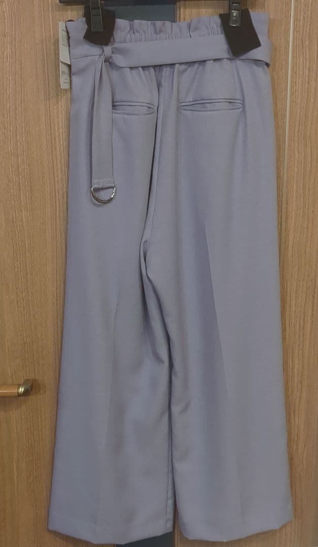 COHINA ハイウエストタックストレートパンツ ラベンダー