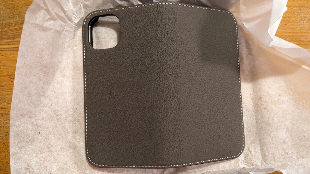 【新品半額】 BONAVENTURA ボナベンチュラ iPhone15  ケース