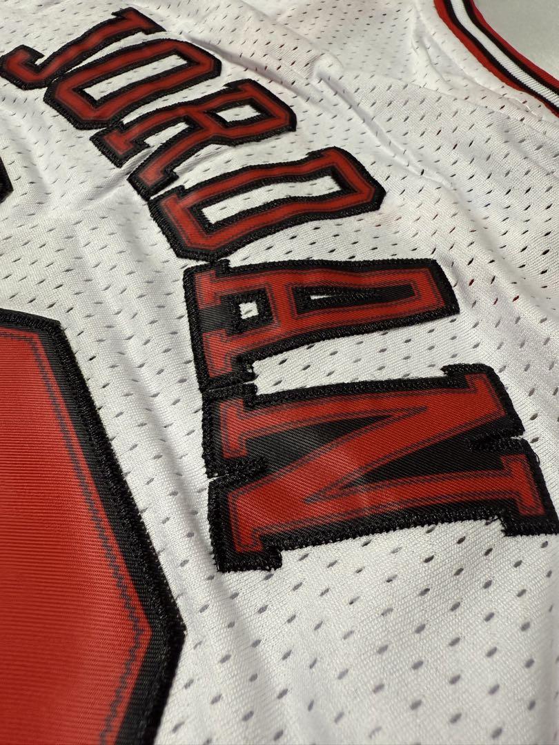 BULLS 23番ジャージ ホワイト