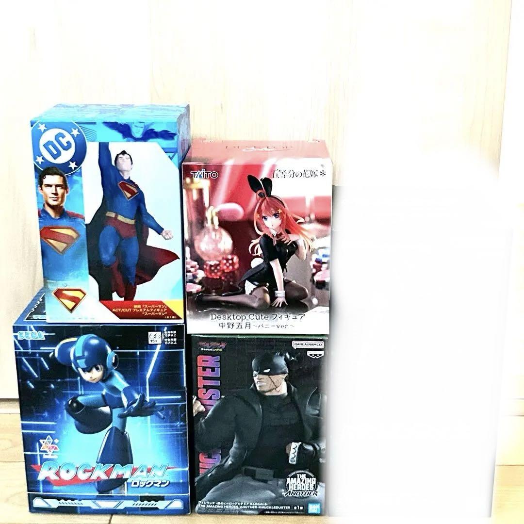 新作 フィギュアセット（スーパーマン、ロックマン、ガンダム等