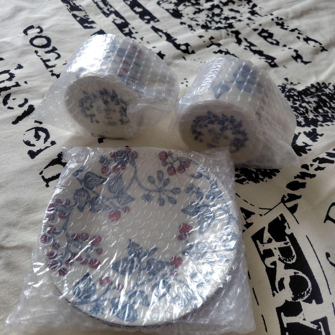 ルノ　フロストベリー　ティーカップ＆ソーサー16.5cm 2客