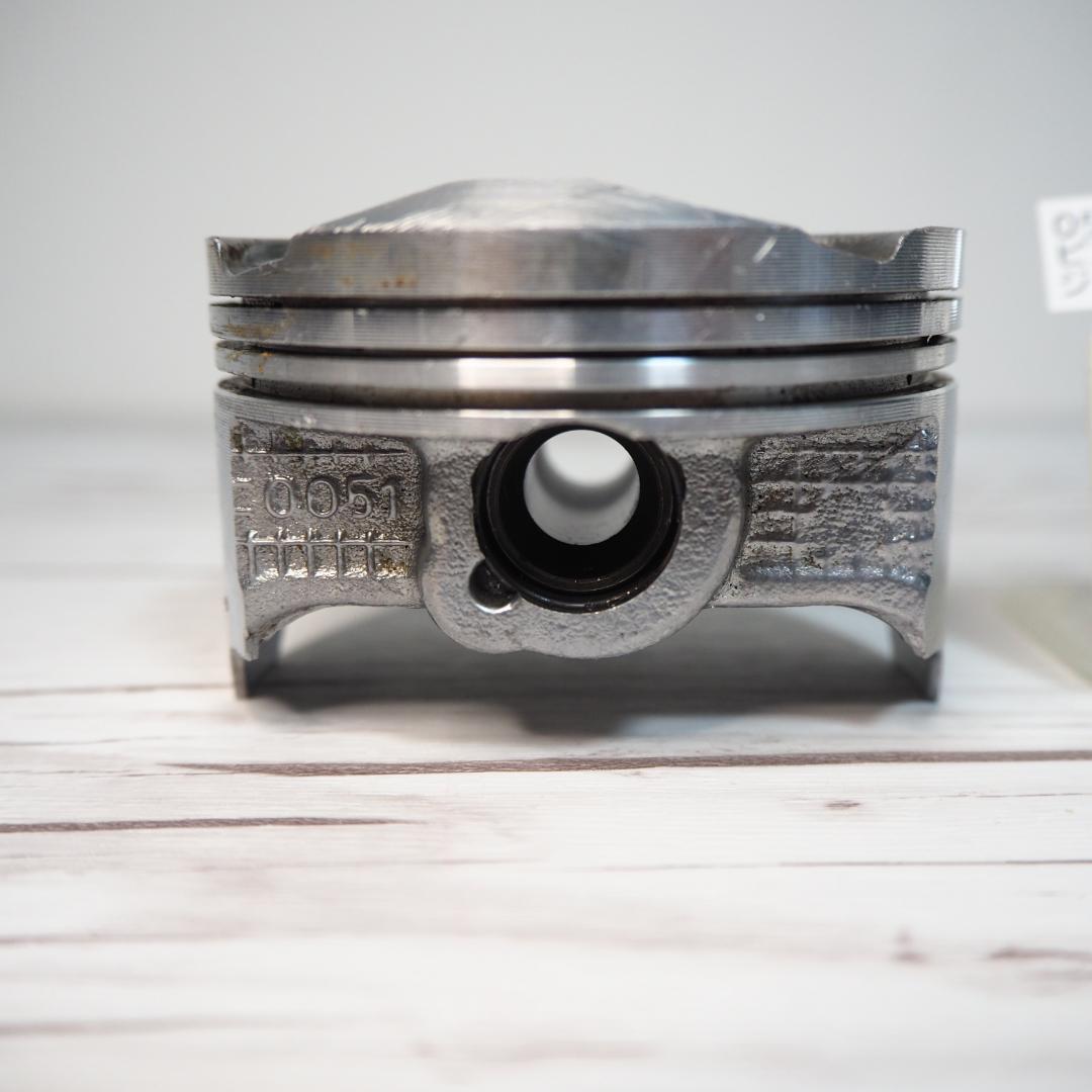 ⬇️KAWASAKI ZX-6R ピストン ジャンク扱い 03or05 - メルカリ