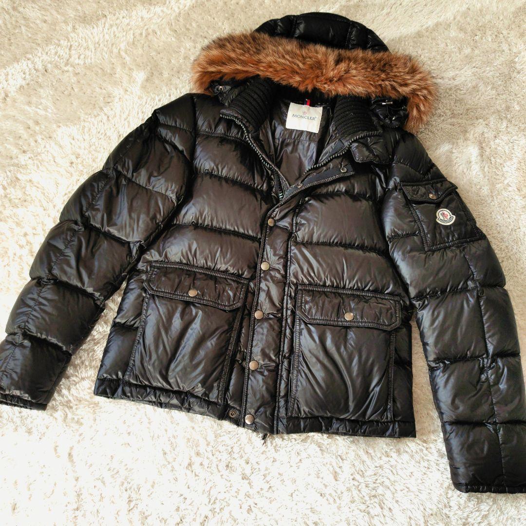 MONCLER HUBERT ファーダウンジャケット 2