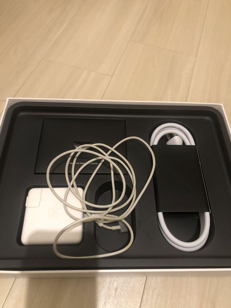 MacBook本体 MacBook Pro 13-inch