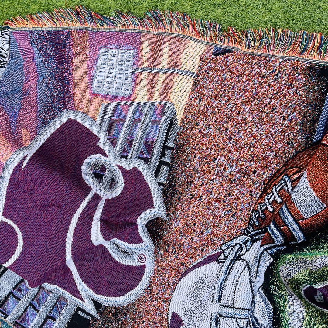 流行に  rug】美品 KANSAS ラグマット アメフト NFL STATE 記念グッズ