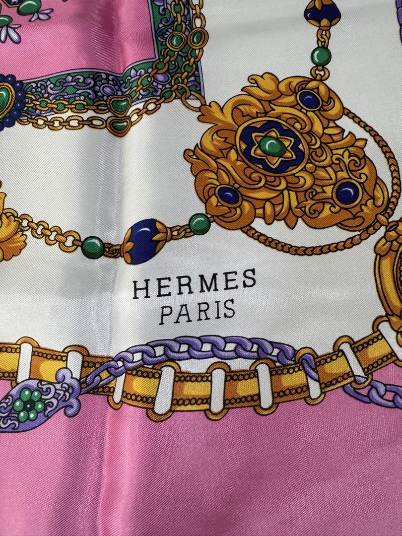 OLIVIA. 　HERMES エルメス カレ 90 スカーフ