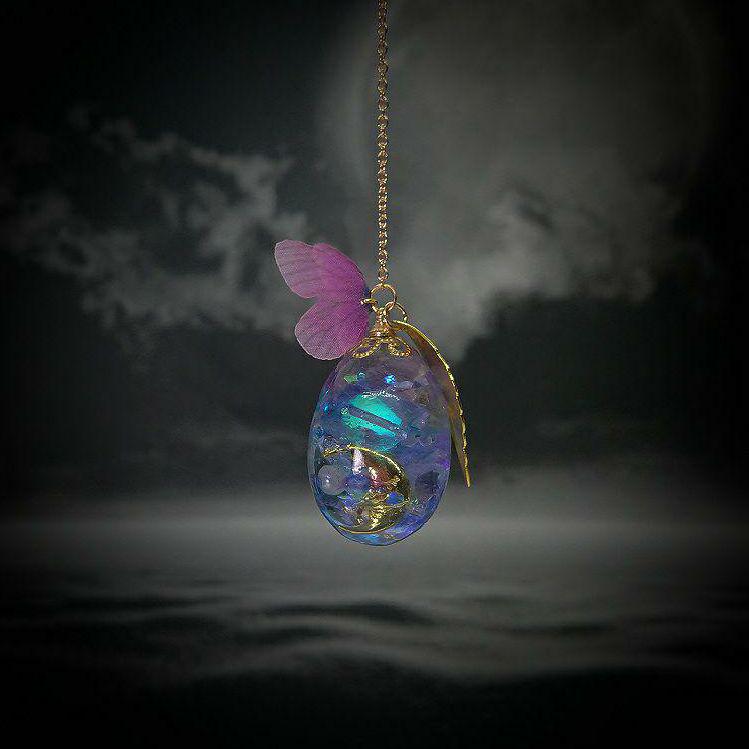 【人魚の卵】フローライト 異世界ムーン ファンタジー ネックレス ペンダント