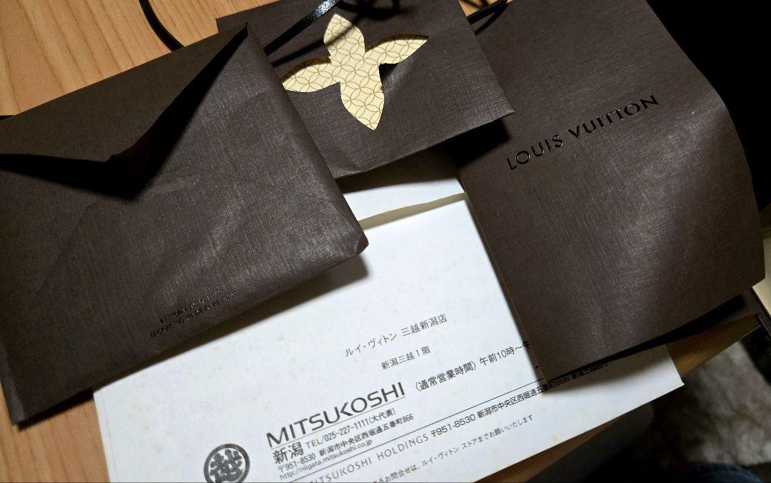 LOUIS VUITTON 時計タンブール 黒文字盤 レザー