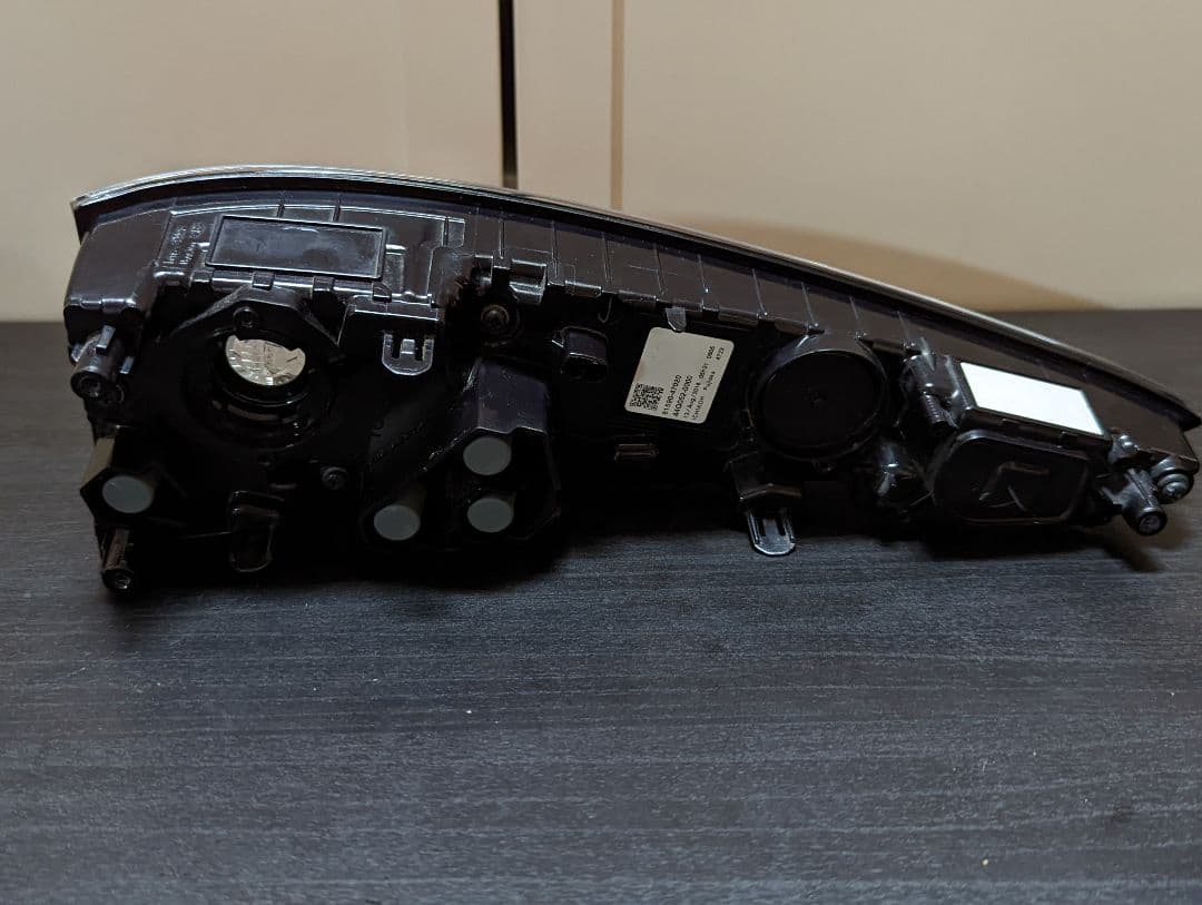 プリウス 左テールランプ ZVW50 ICHIKOH 81590-47020 | thelofttown.com