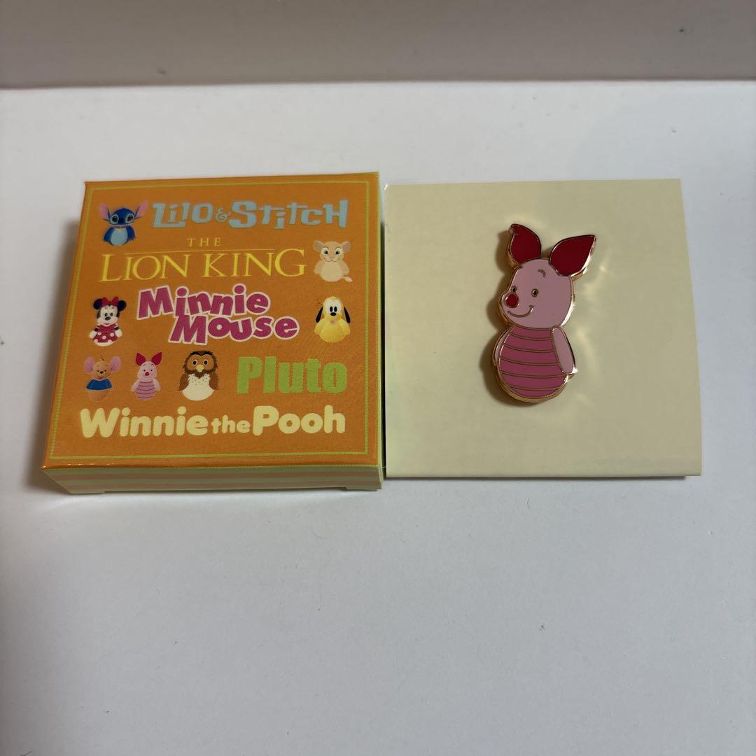 ディズニーストア　パルズ　ピグレット　ピンバッジ