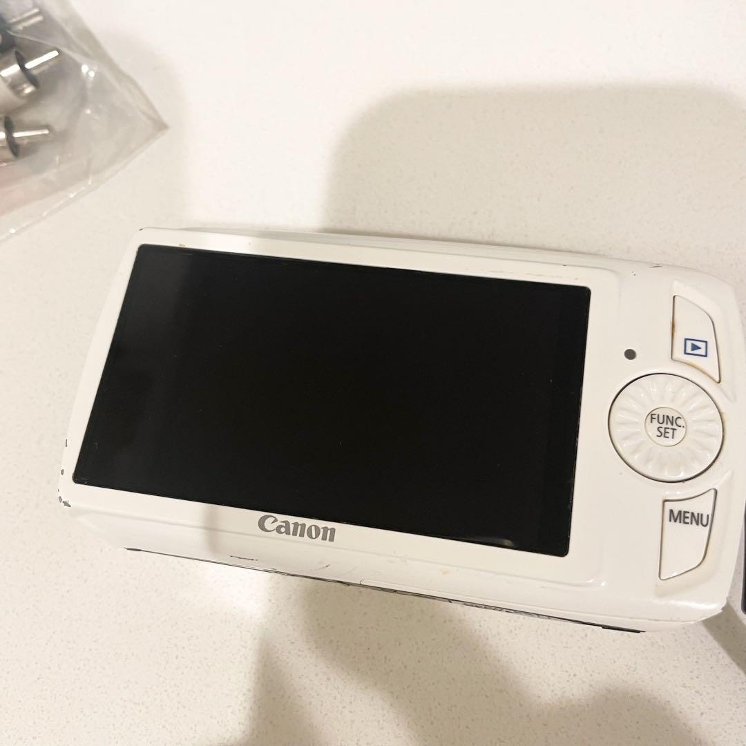 キャノン　IXY 30S　ホワイト 1000万画素　デジタルカメラ　Canon