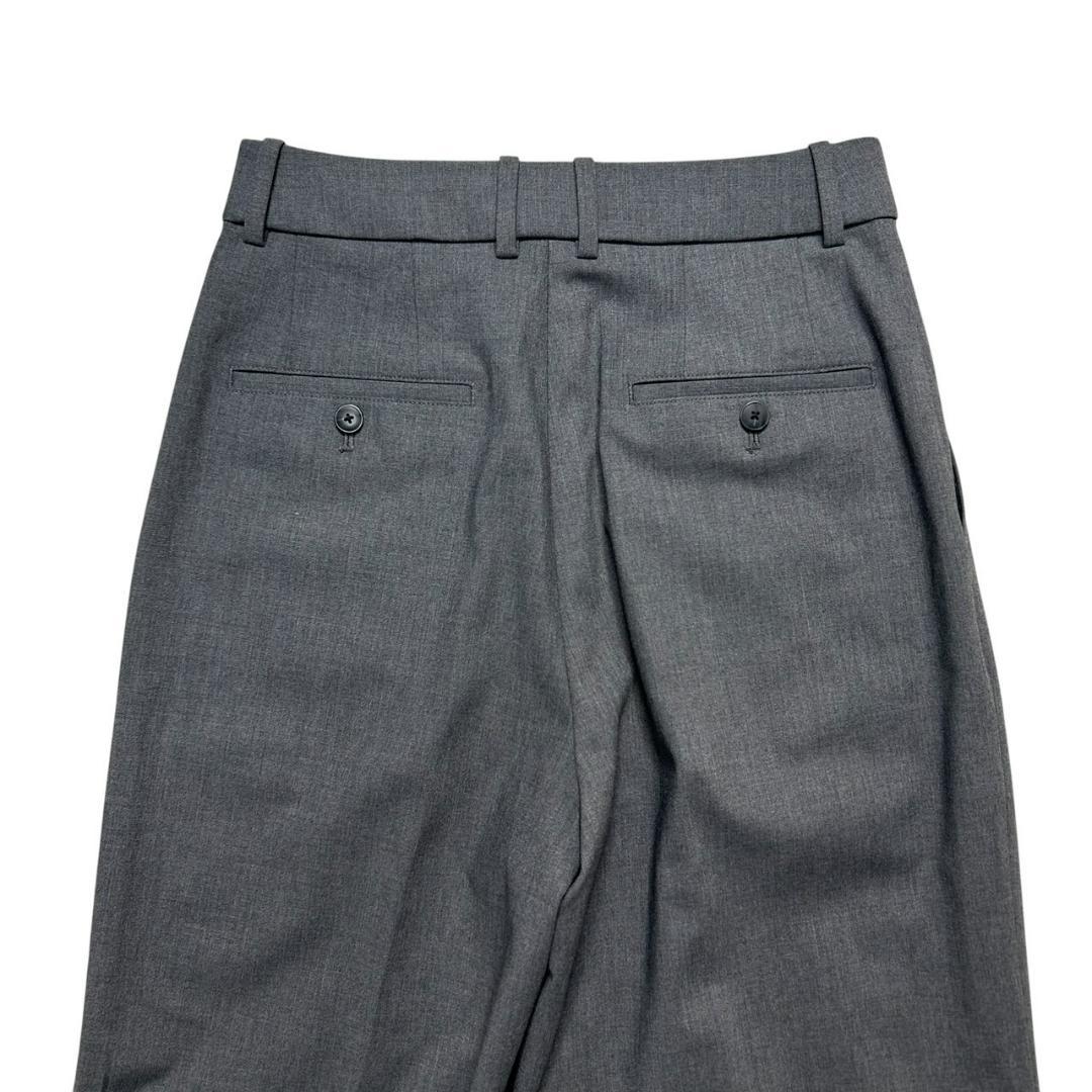 ユニクロ　セットアップスーツ　リラックスフィットジャケット　タックワイドパンツ