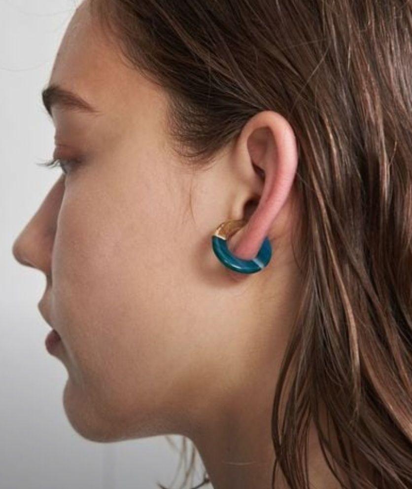 EAR CUFF