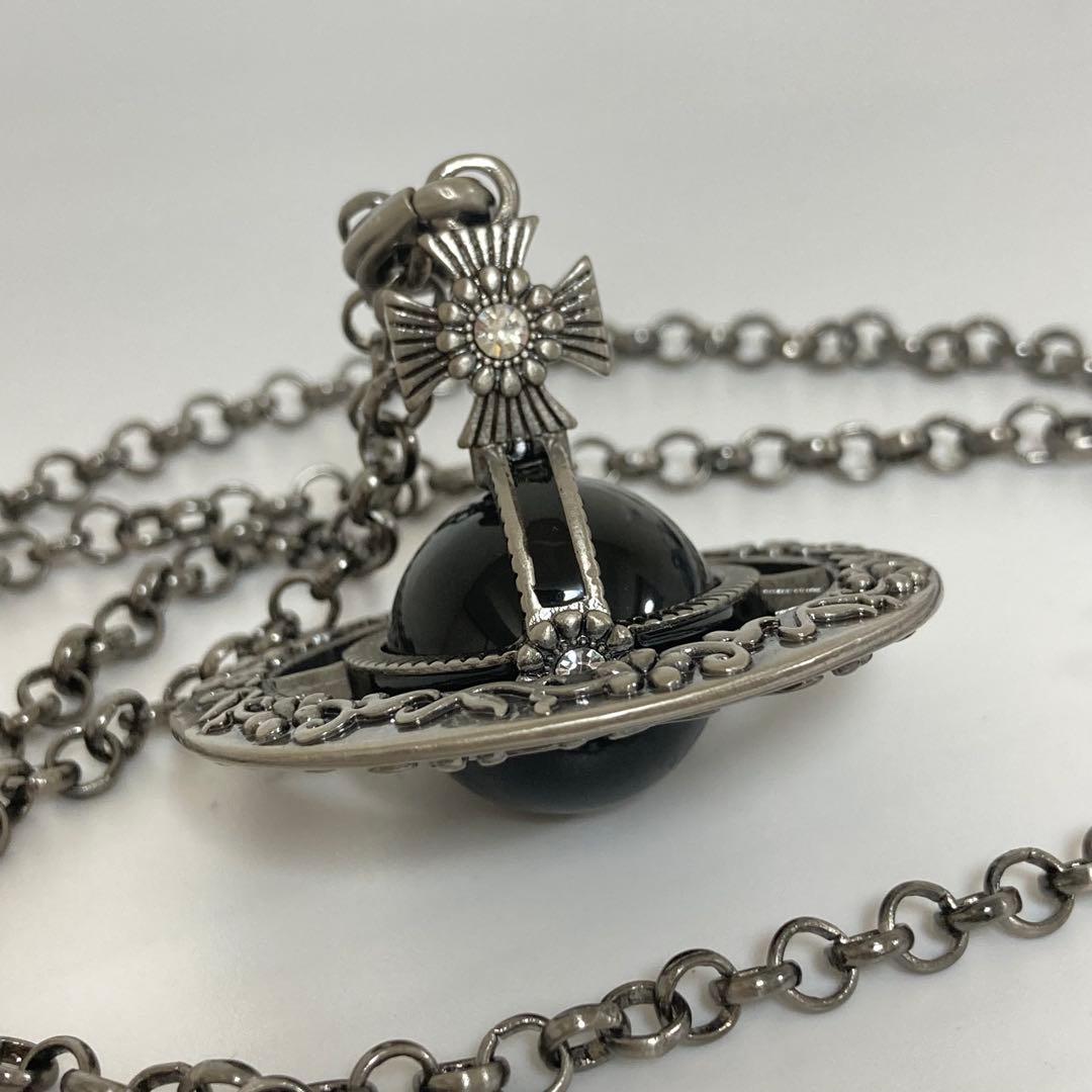 Vivienne Westwood｜オーナメンタルネックレス　ブラックストーン Vivienne Westwood｜オーナメンタルネックレス ブラックストーン