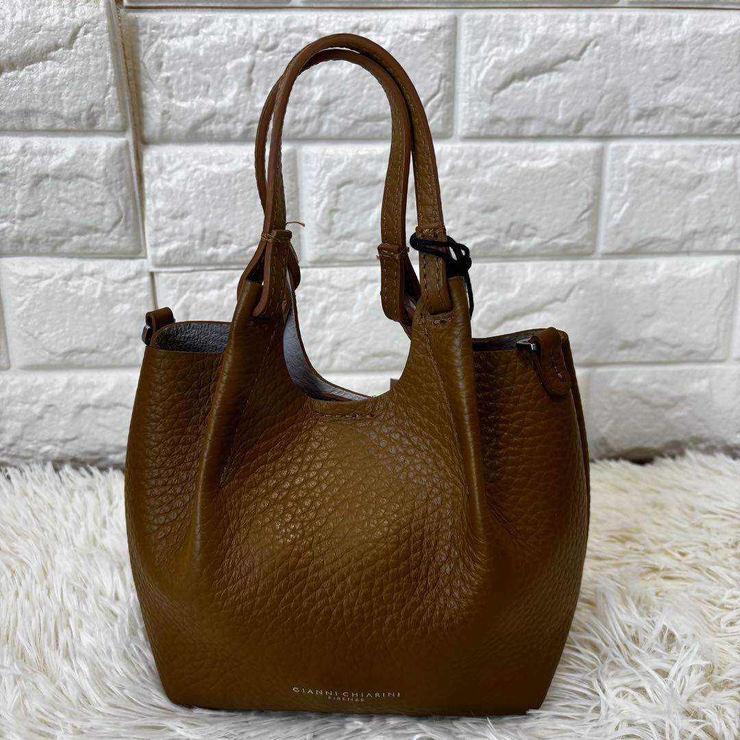 GIANNI CHIARINI✨未使用デュアXS2wayショルダーバッグ　シボ革