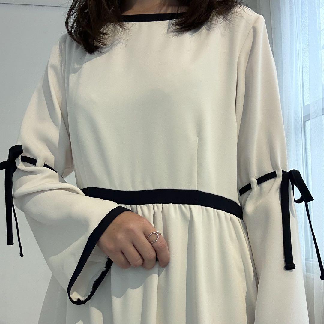【新品・未着用 Sサイズ】春にぴったりなワンピース