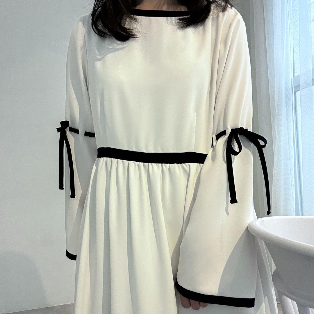 【新品・未着用 Sサイズ】春にぴったりなワンピース