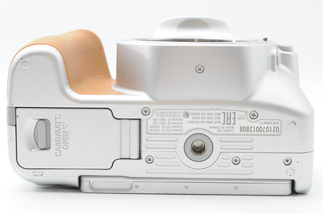 ☆新品級④☆春のSALE☆ Canon EOS Kiss x9 ダブルレンズ