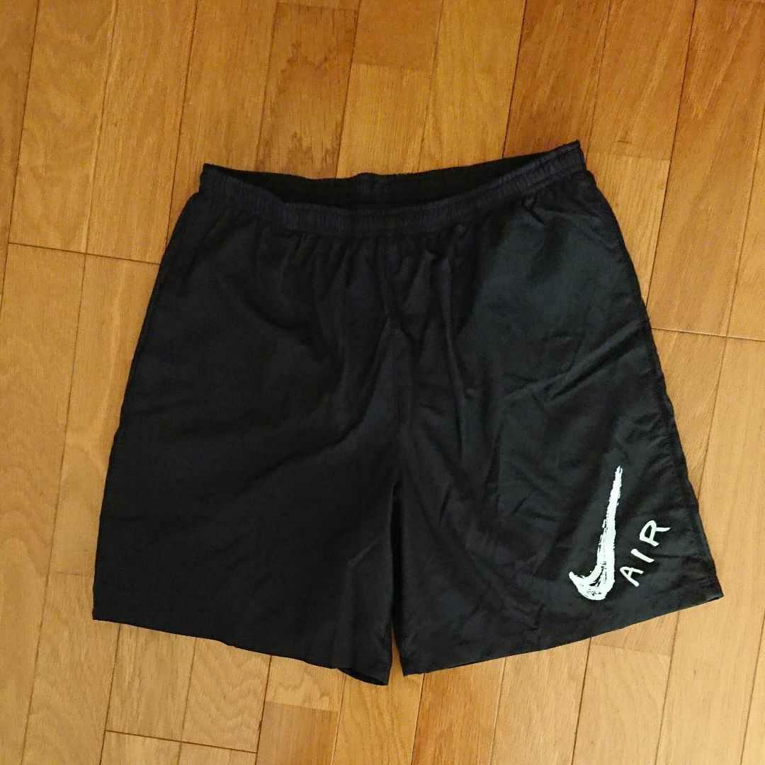 新品 NIKE ハーフパンツ ショートパンツ M
