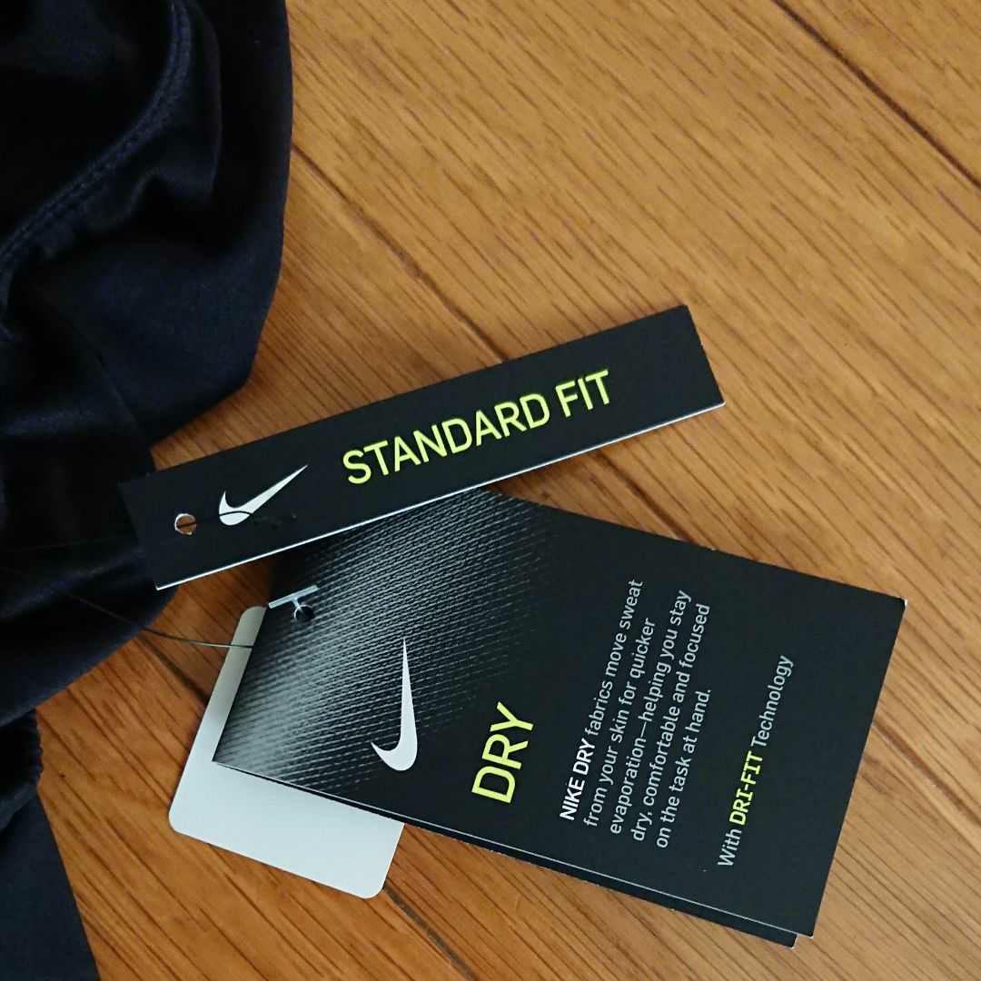 新品 NIKE ハーフパンツ ショートパンツ M