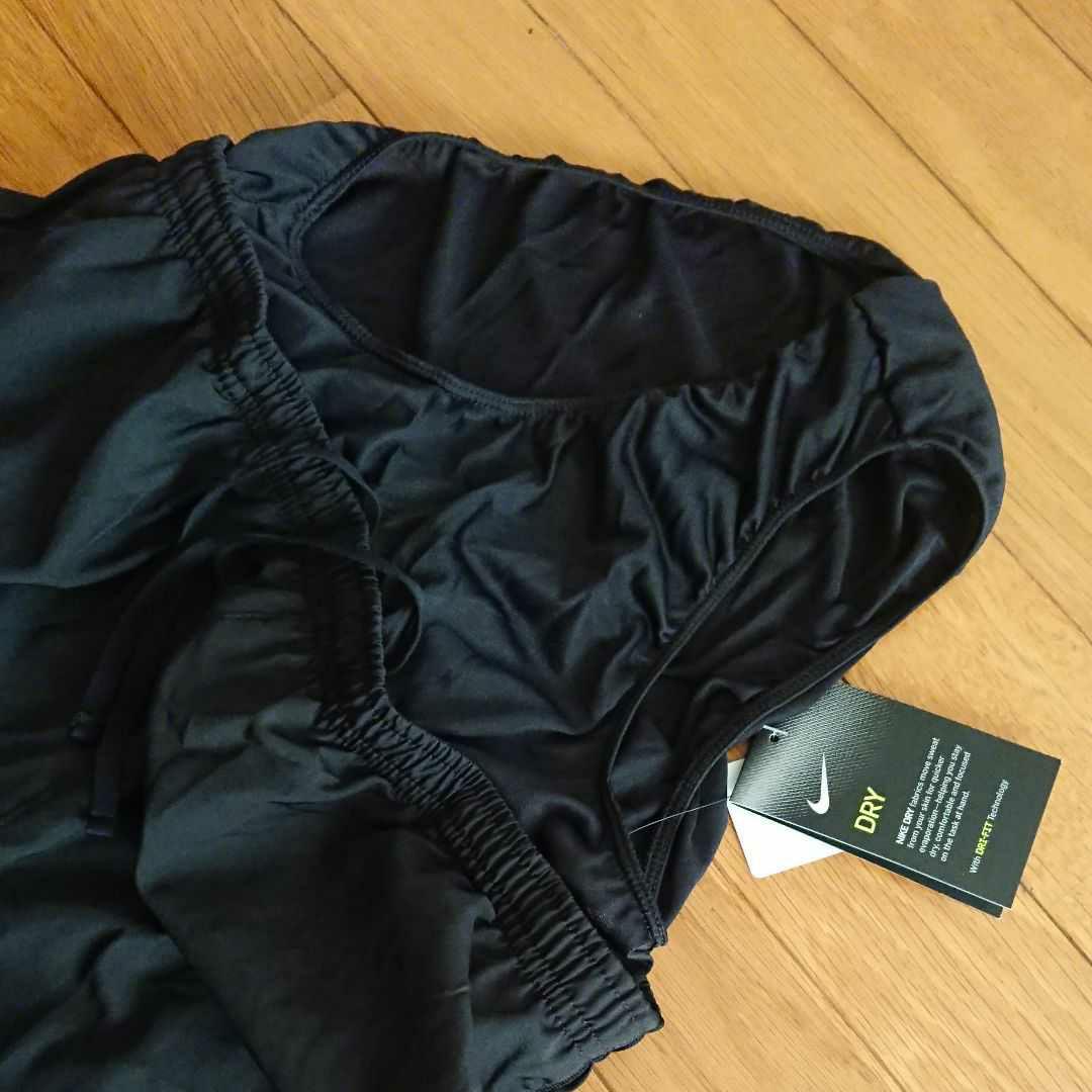 新品 NIKE ハーフパンツ ショートパンツ M