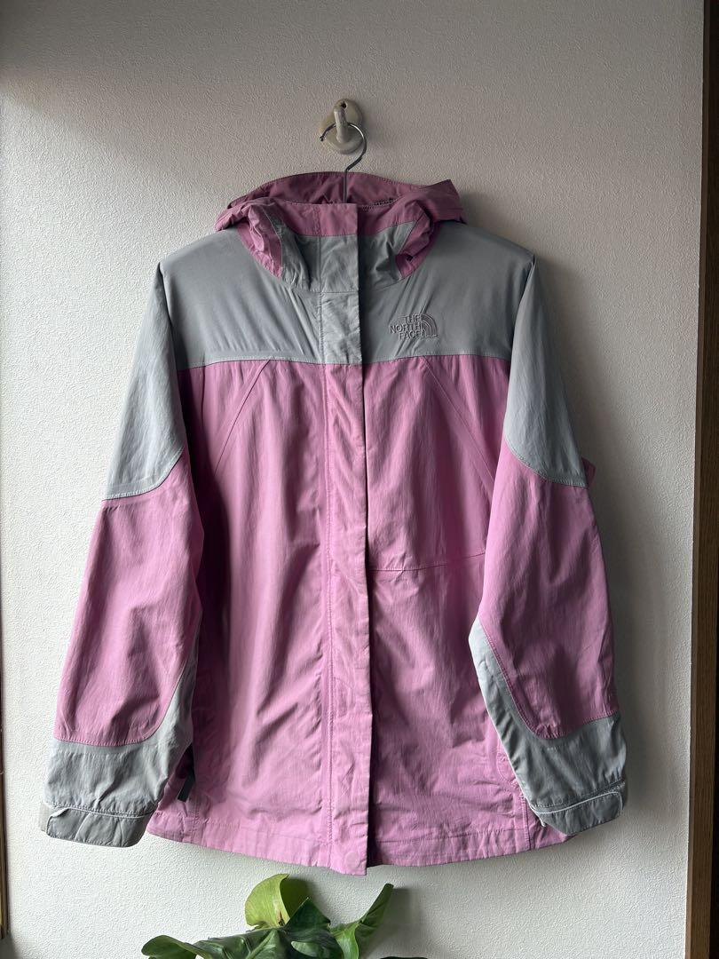 THE NORTH FACE HYVENT nylon jacket