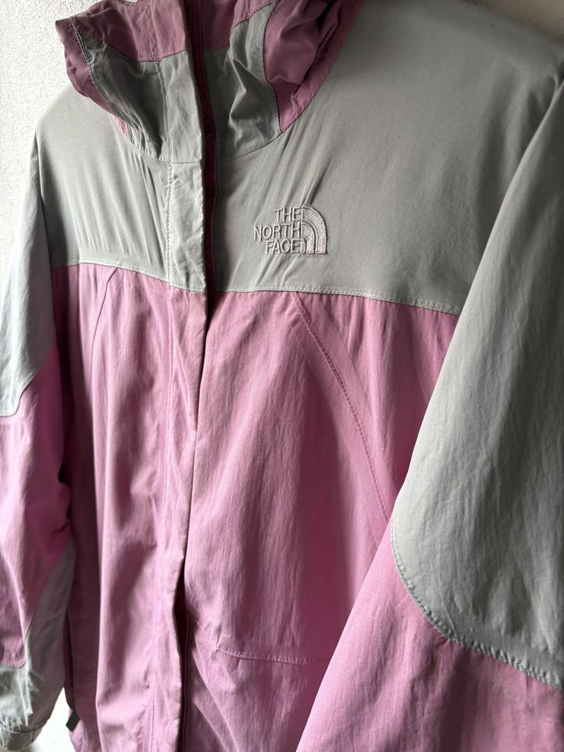 THE NORTH FACE HYVENT nylon jacket