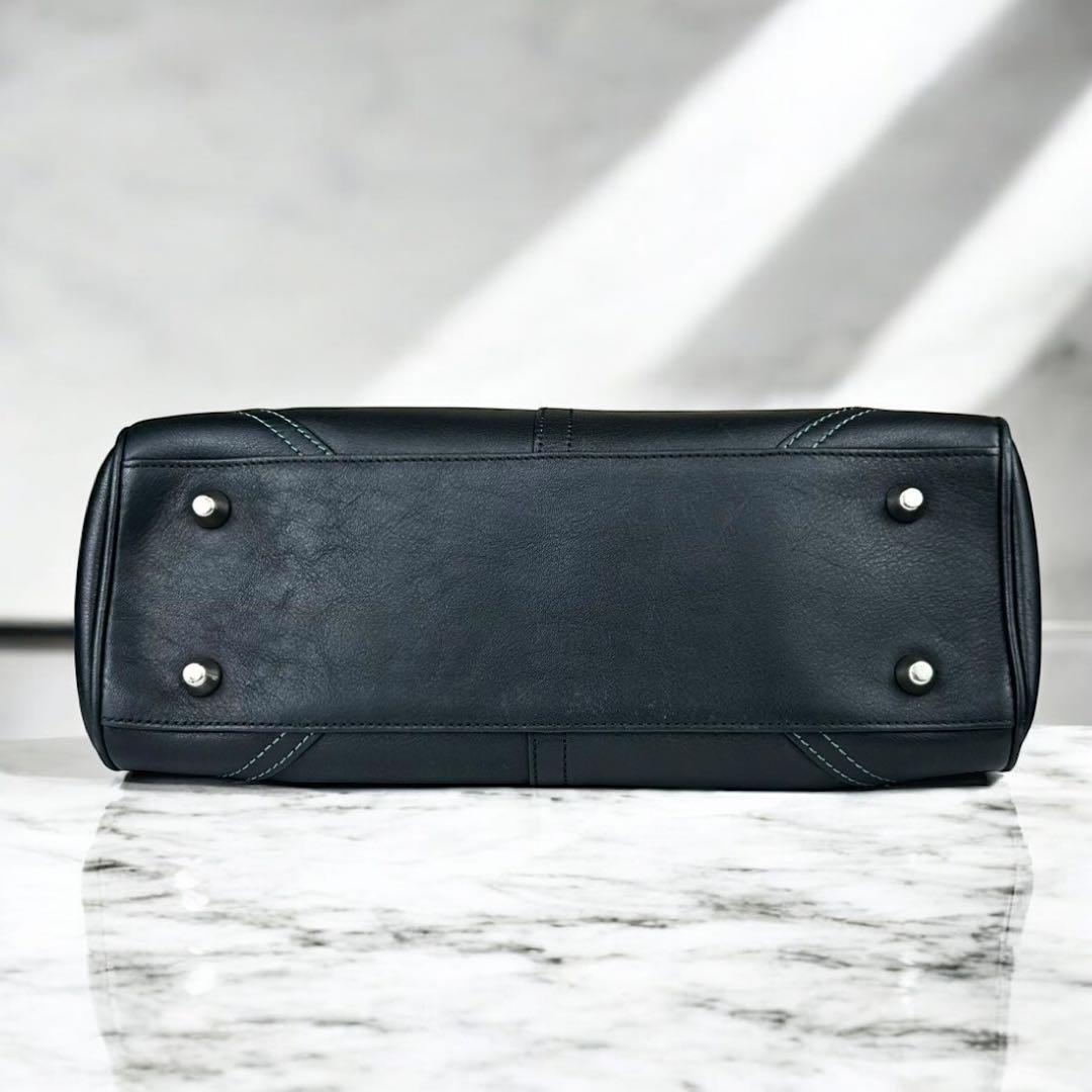 美品 COACH ハンドバッグ シルバー金具 オールレザー ブラック 8A70