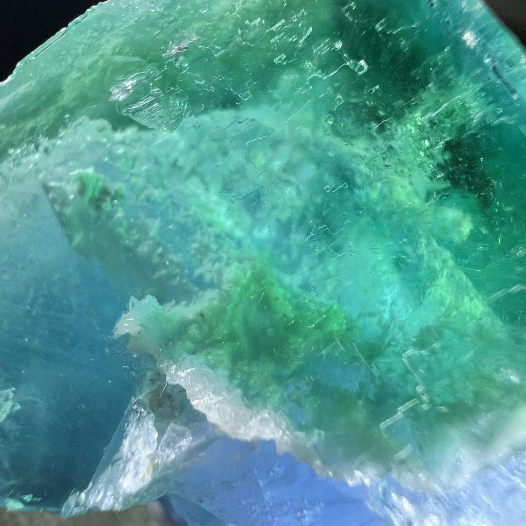 爆誕⭐︎ヤオガンシャン　「ラッキーグリーン」「スカイブルー」の二重結晶フローライト