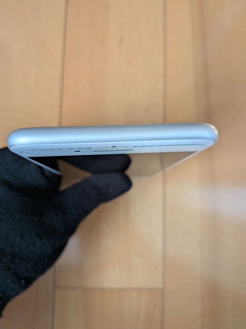 s*b様 Apple iPhone 8 Plus シルバー 64gb 本体