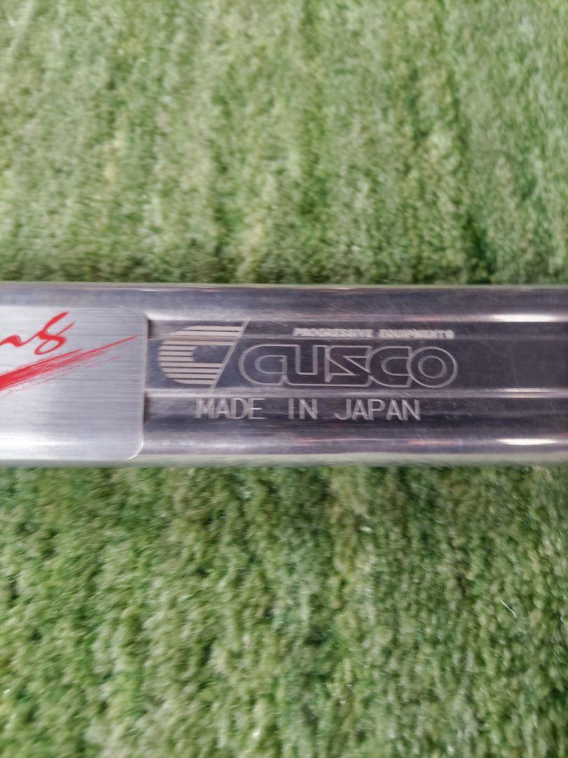 ZVW ３０ プリウス CUSCO タワーバー